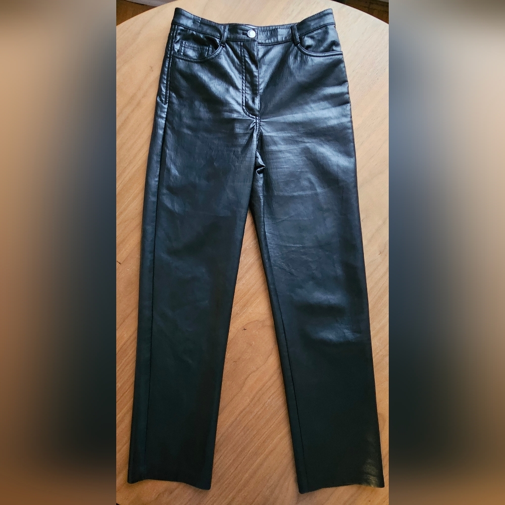 Aritzia Wilfred Melina High-waisted Vegan Leather pants, Size 4, Black